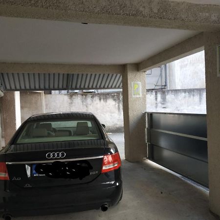 Larissa Downtown Apartment With Parking المظهر الخارجي الصورة