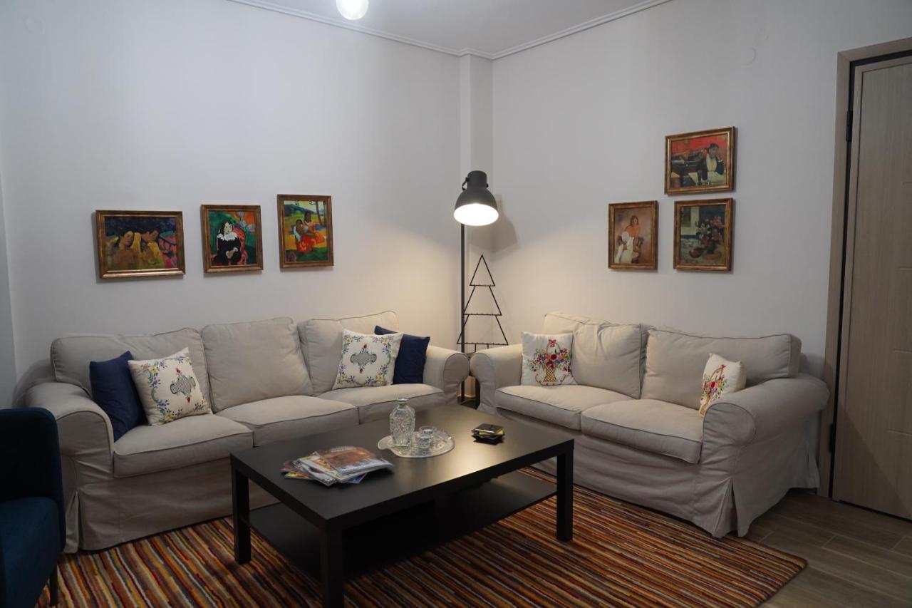 Larissa Downtown Apartment With Parking المظهر الخارجي الصورة