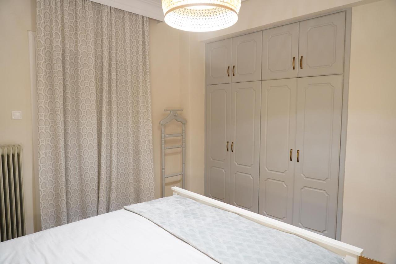 Larissa Downtown Apartment With Parking المظهر الخارجي الصورة